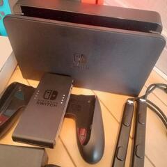 ニンテンドースイッチ 本体 有機ELモデル HEG-S-KABAA (at) 穴川