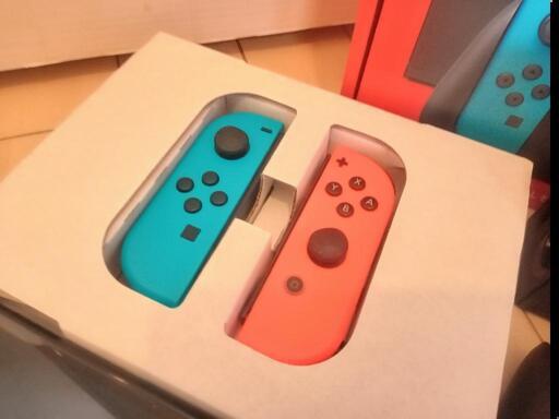 ニンテンドースイッチ 本体 有機ELモデル HEG-S-KABAA (at) 穴川