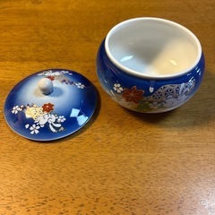 有田焼　蓋付き小鉢