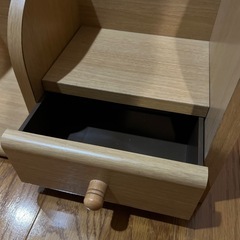 小物引き出し付き本棚の画像