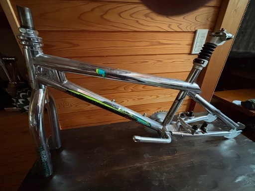 新品未使用室内保管
KHE Beater BMXフレーム 20インチ