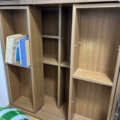 コミック棚　本棚の画像