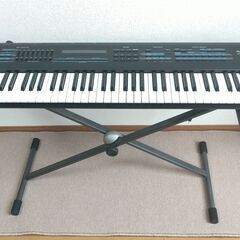 Roland JV-90 EXPANDABLE SYNTHESIZER