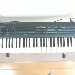 Roland JV-90 EXPANDABLE SYNTHESIZER キーボードの画像