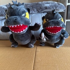 ゴジラ　ぬいぐるみ