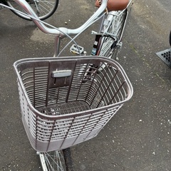 自転車　ブリヂストン大人用！24インチ　中古　後輪タイヤパンク2...
