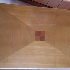 テーブルの画像