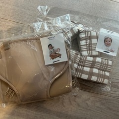 【新品未使用】300coins チェアベルト＋ベビーヘルメット