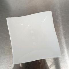 0420-392 角皿