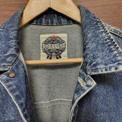 レディス　ショート丈デニムジャケットの画像