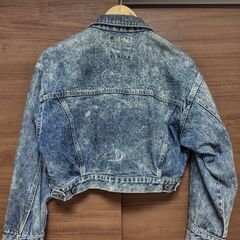 レディス　ショート丈デニムジャケットの画像