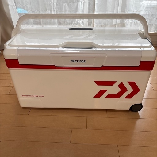 値引き中DAIWAキャスター付きクーラーボックス