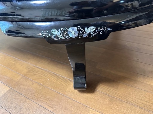 中国テーブル　螺鈿　中古