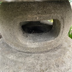 灯篭　庭石の画像