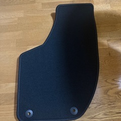 ボルボ　V40  純正フロアマット　新品