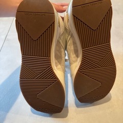 マイケルコース スニーカー ♥️激カワ厚底の画像