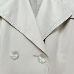 これからの季節に！レディース　Aラインスプリングコートの画像