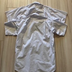 着用回数3回未満の美品　2枚セット　トンボ　スクールワイシャツM 170㎝ 　ノーアイロン　発送対応OK　夏服　の画像