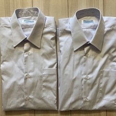 着用回数3回未満の美品　2枚セット　トンボ　スクールワイシャツM 170㎝ 　ノーアイロン　発送対応OK　夏服　の画像