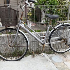 自転車26インチ　シルバー