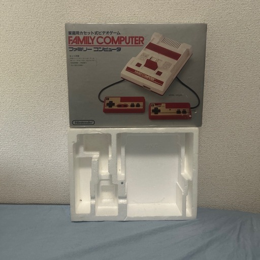 任天堂ファミコン 本体空箱 (たかたか@プロフ必読) 網干のテレビ