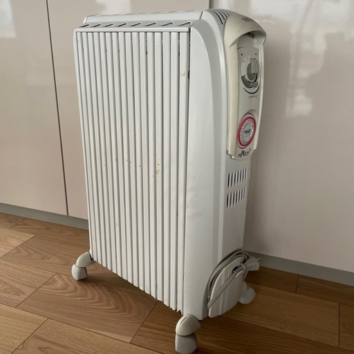 デロンギオイルヒーター (mimi) 富士宮の季節、空調家電《オイル