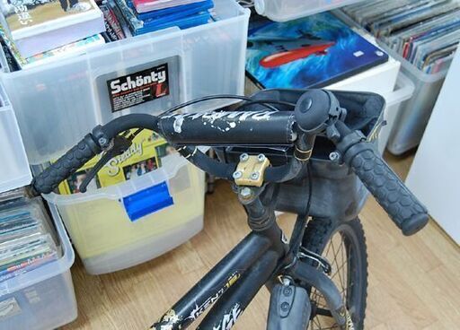 18インチ　RAMPAGE キッズバイク 黒/黄 前カゴ付き Kent Rampage BMX Child Bicycle, 18