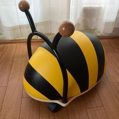 トイザらス乗用玩具　リトルビーライドオン　　
