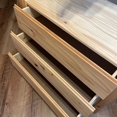 IKEA 木製引き出し3段付き　ラックの画像