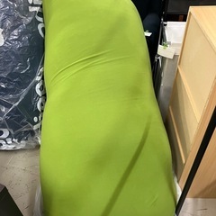 O 2504-566 Yogibo Max グリーン 中古美品