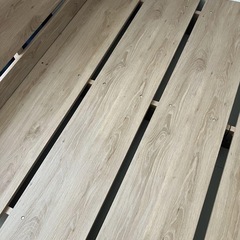 LOWYA ベッドフレームの画像