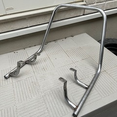 ゼファー400で使用　タンデムバー