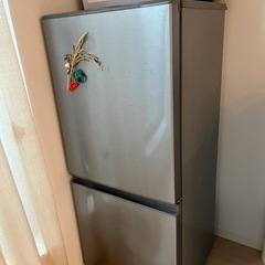 冷蔵庫 (0円、無料)