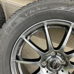 195/65R16超バリ山スタッドレスタイヤ付きホイール4本　ライズ、ロッキー等　ランクBの画像