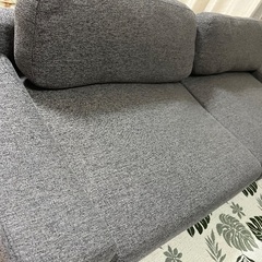 取引中　2-3人掛けローソファーの画像
