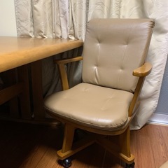 【最終価格】大きめダイニングテーブルセットの画像