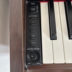 電子ピアノ【ヤマハ　ARIUS YDP140】の画像