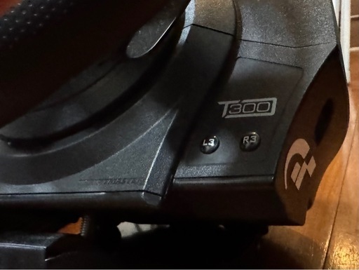 THRUSTMASTER T300