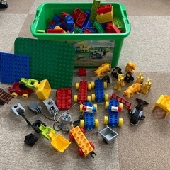 写真追加！ブロック　2箱　デュプロ　デュプロ交互性　　　　働く車...