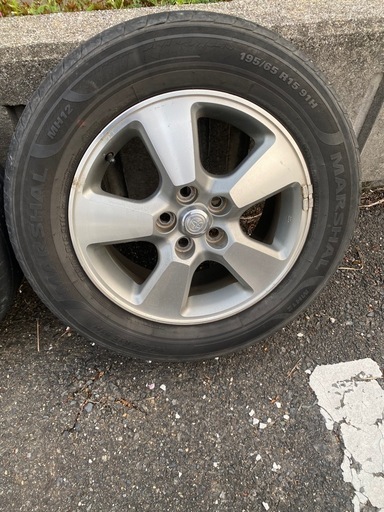 トヨタ純正5h-100ホイールおまけタイヤ付き