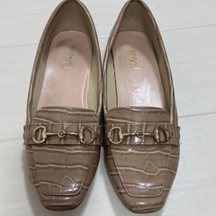 ローヒール パンプス バックル  滑り止め 24.0の画像