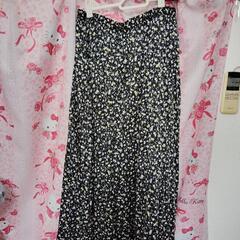 グローバルワーク小花柄ロングスカートの画像