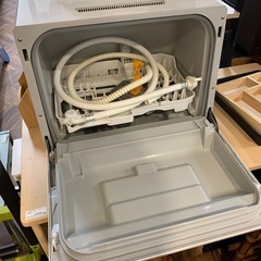 632 Panasonic 食器洗い機 NP-TCB4-W 2020年製 ※汚れ、使用感ありの画像