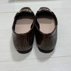 ローヒール パンプス バックル  滑り止め 24.0 の画像