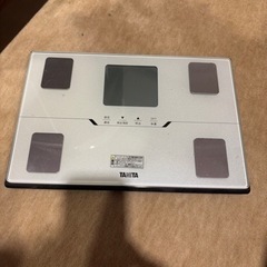 体重計　タニタ　2021年製