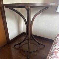 ダークブラウン　円形テーブル　直径約74cm 高さ70cm【引取...