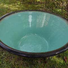 睡蓮鉢（陶器製）の画像