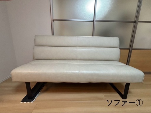 ダイニングソファーとテーブルセット