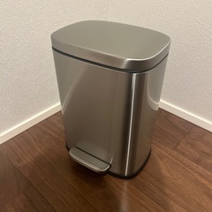 Amazonベーシック　ゴミ箱　5.0L中古品