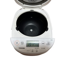 東芝炊飯器ホワイト　　RC-10HR  1Lの画像
